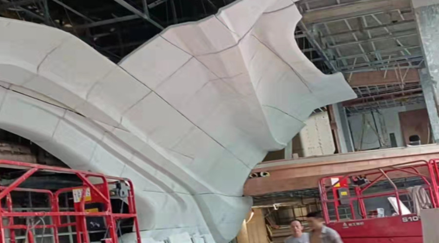 天府壹號成都勞斯萊斯旗艦店GRG異形構(gòu)件 天府壹號成都勞斯萊斯旗艦店GRG異形構(gòu)件