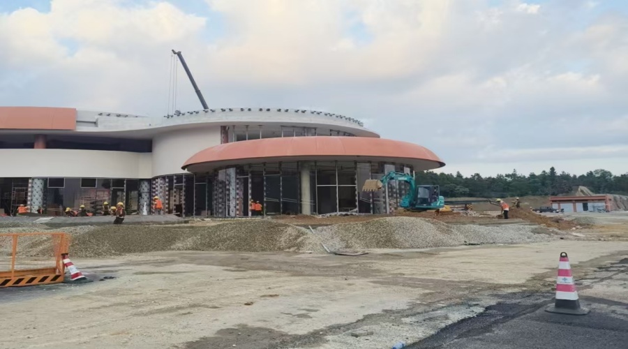 深圳西淘河服務(wù)區(qū)彩色GRC幕墻板安裝施工 深圳西淘河服務(wù)區(qū)彩色GRC幕墻板安裝施工