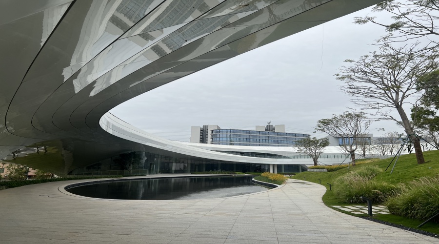 東莞大灣區大學GRC幕墻板工程 東莞大灣區大學GRC幕墻板工程