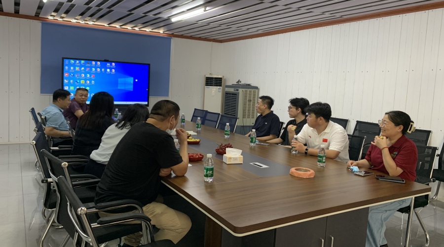 飾紀(jì)上品GRG廠家熱烈歡迎清遠(yuǎn)企業(yè)家協(xié)會(huì) 山東慶云工商聯(lián)領(lǐng)導(dǎo)蒞臨指導(dǎo) 飾紀(jì)上品GRG廠家熱烈歡迎清遠(yuǎn)企業(yè)家協(xié)會(huì) 山東慶云工商聯(lián)領(lǐng)導(dǎo)蒞臨指導(dǎo)