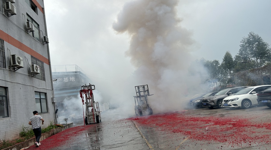 飾紀上品GRG廠家開工大吉